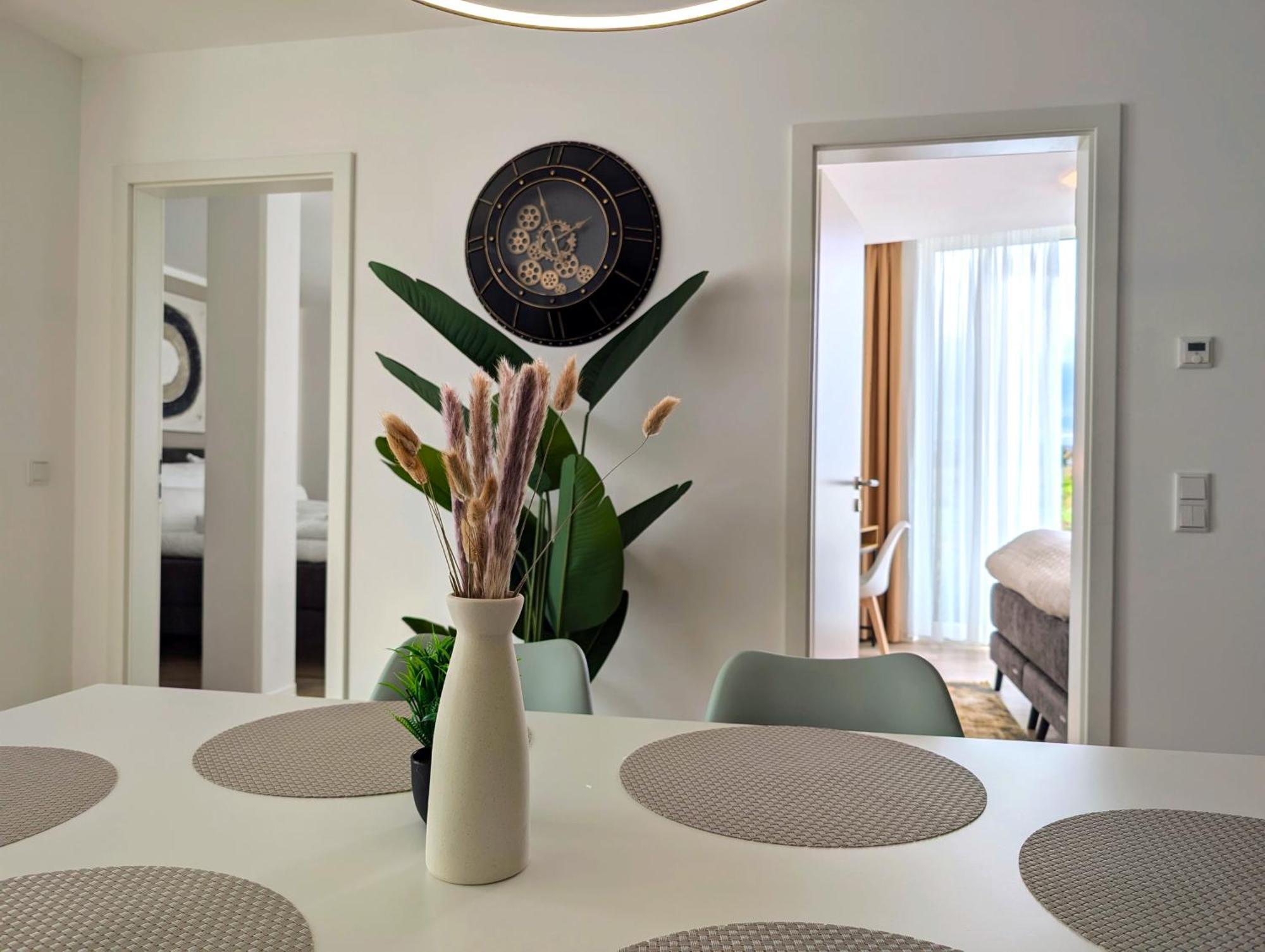 Bohnapartments - Nordkap-Suiten - Gratis Parkplatz - Moderner Neubau - Erdgeschoss - Fussbodenheizung Ерфурт Номер фото